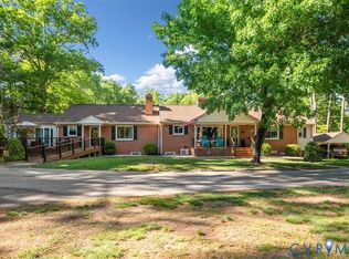 18522 Goode Ln, Dinwiddie, VA 23841