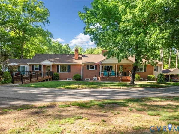 18522 Goode Ln, Dinwiddie, VA 23841