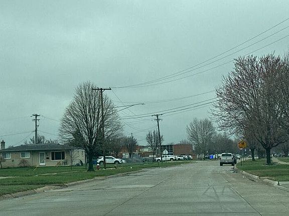 5th image of 32115 Bunert Rd