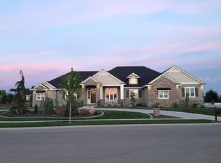 3220 S Osterley Ave, Eagle, ID 83616