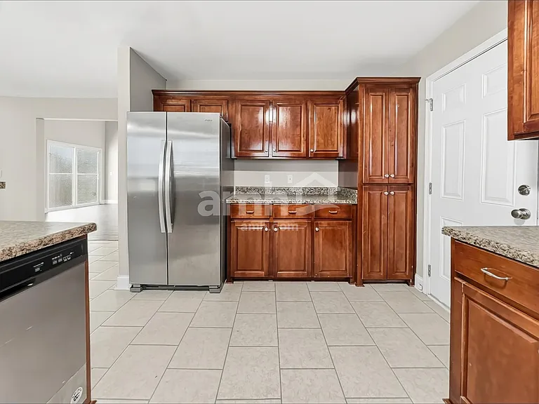 133 Ohara Dr — Photo 4