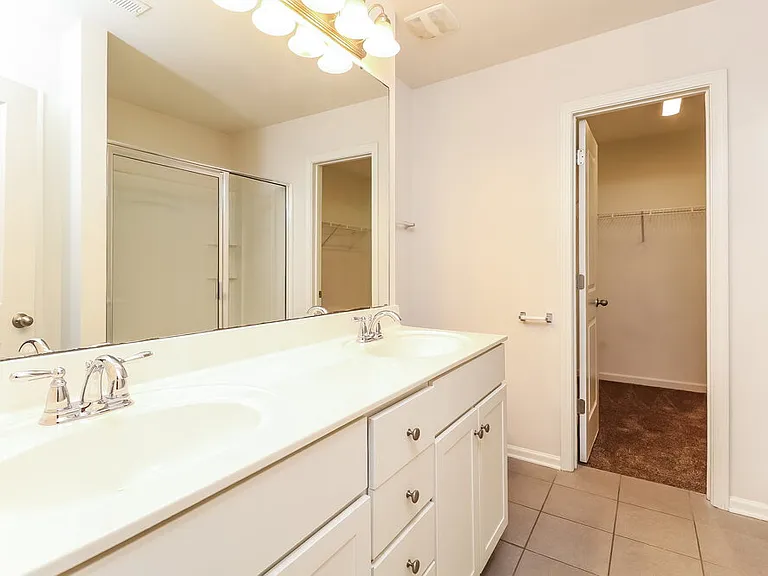 2100 Mingus Cabin Ln — Photo 11