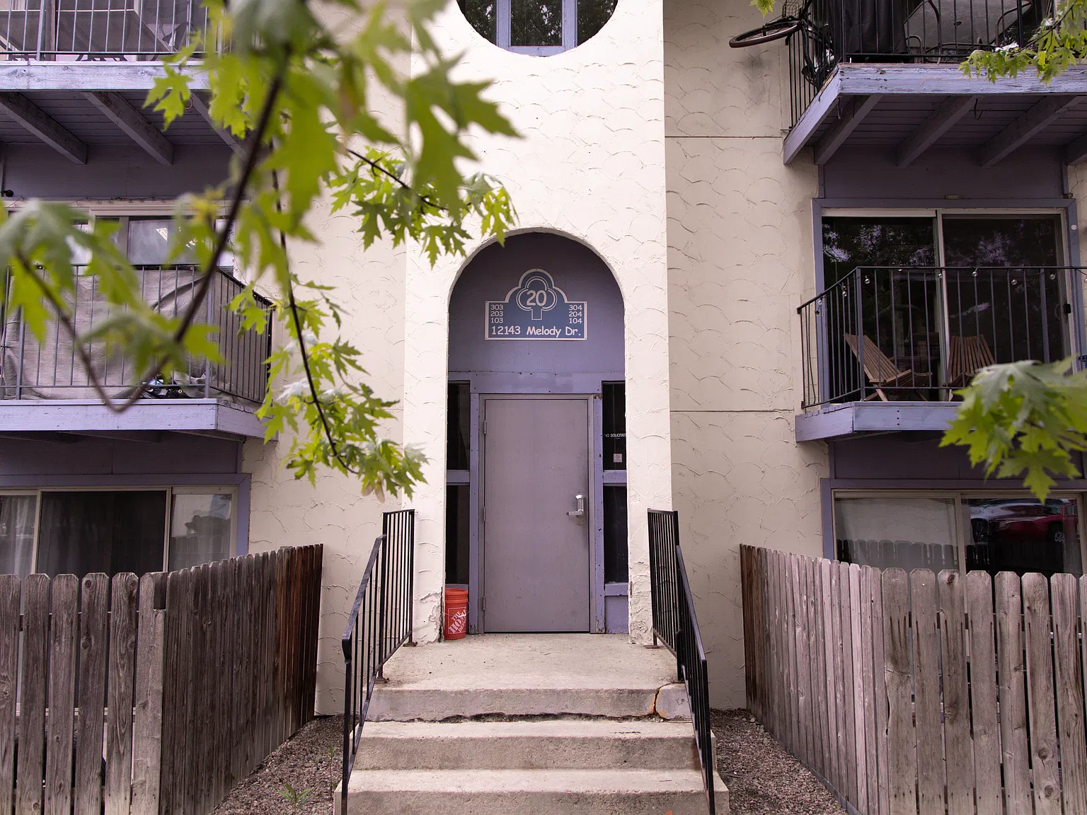 2 bed, 988 sqft, $1,495 — Photo 1