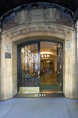 Sold by Classic Marketing- 530 Park1 | media 17