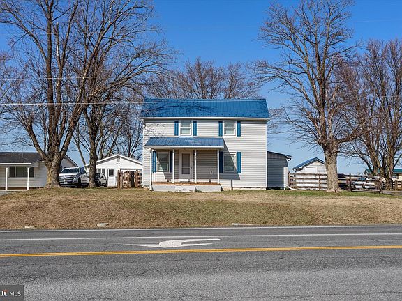 4th image of 337 Old Charles Town Rd