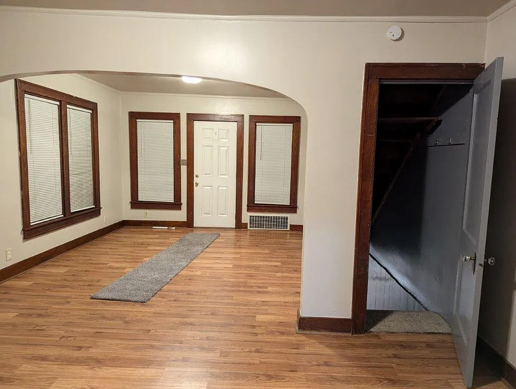 2 bed, 970 sqft, $900 — Photo 3