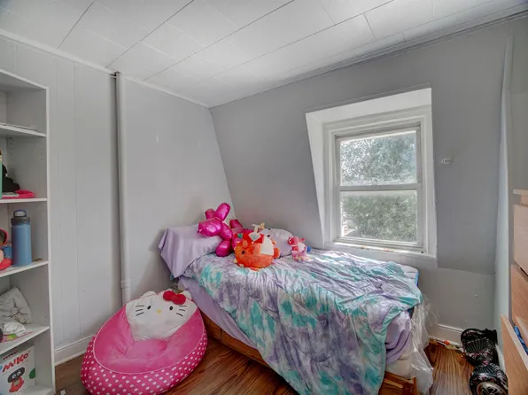 31 Lexington Avenue image 14 of 17