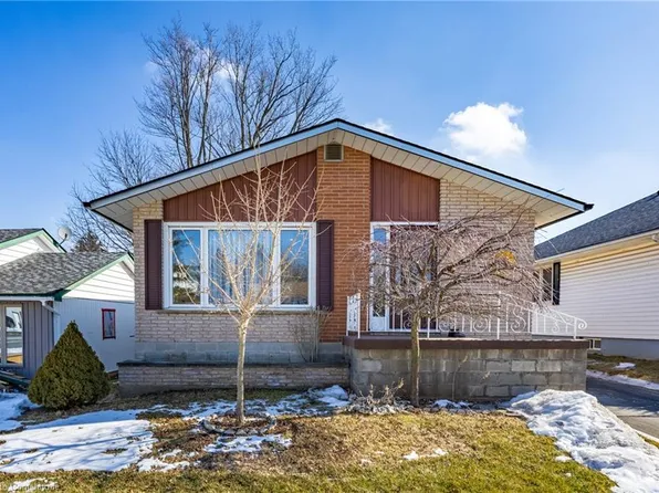 19 Homewood Ave, Norfolk County, ON N3Y 2S9