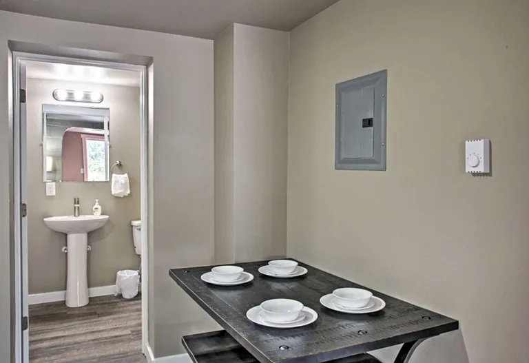10625 E Trent Ave #7 — Photo 4