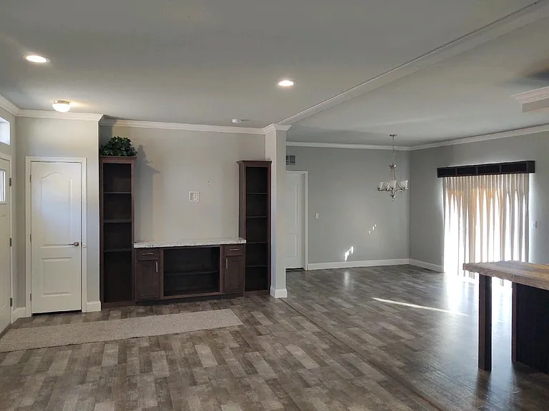 6801 N Wenas Rd — Photo 5