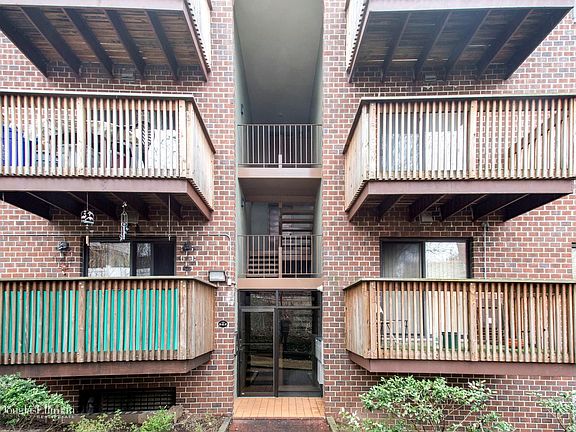 5th image of 332 Palisade Ave APT E1