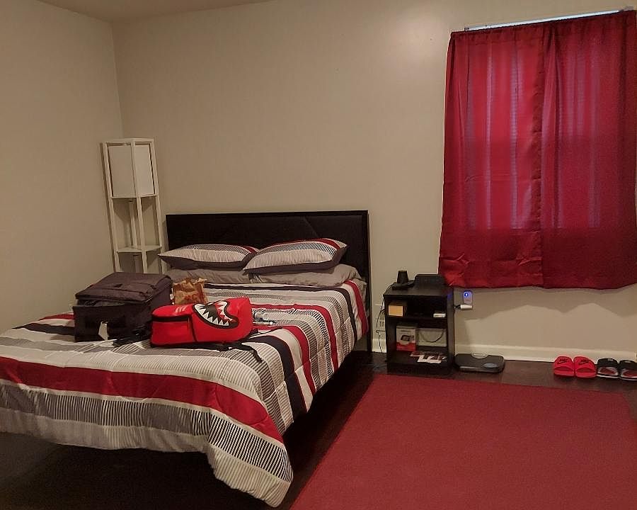 2nd image of 1504 E Saint Georges Ave APT 2