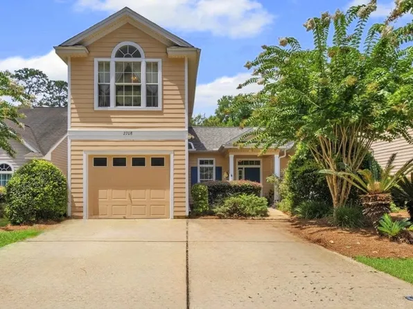 2708 Laurelwood Ln, Tallahassee, FL 32308