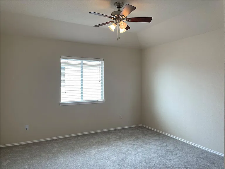 1013 Camp Verde Dr — Photo 12