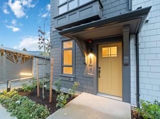 2320 Emery Ct #107, North Vancouver, BC V7J0E5