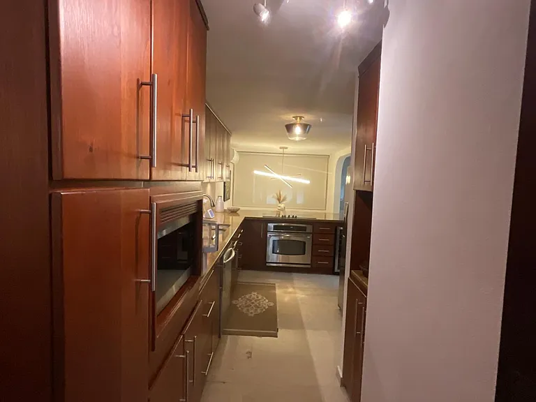 65 Parkville Ct #65 — Photo 8