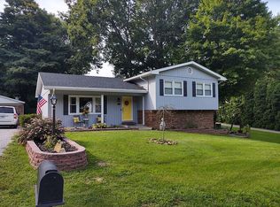 11801 Carol Heights Ln, Evansville, IN 47712