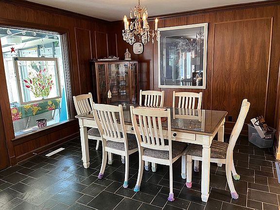 4th image of 121 Mimosa Ln