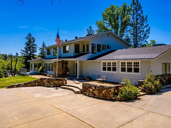 55010 Kowana Ln, North Fork, CA 93643