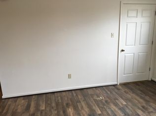 31 Aston Ct, Aston, PA 19014