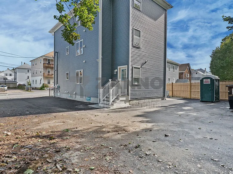 76 Bouvier Ave #1 — Photo 21