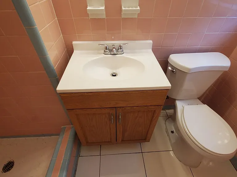 1735 Wiley St — Photo 7