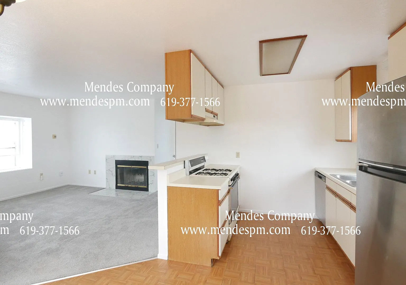 Spacious 1 bed / 1 bath Upstairs Unit — Photo 3