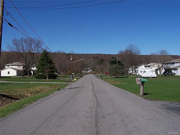 4th image of 6824 Pin Oak Dr