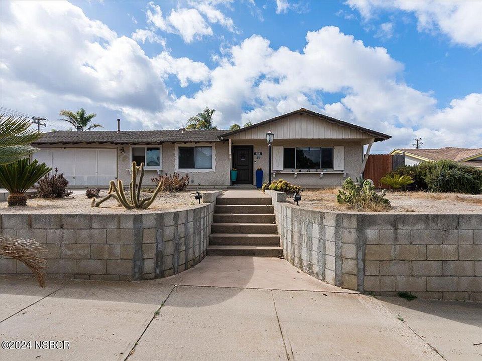 1st image of 132 Stansbury Dr