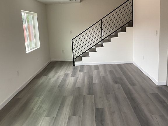 4th image of 648 Burger Ave