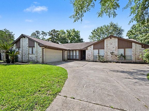 2nd image of 17419 Cassina Dr