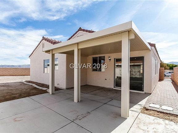 3rd image of 600 High Grass Ct