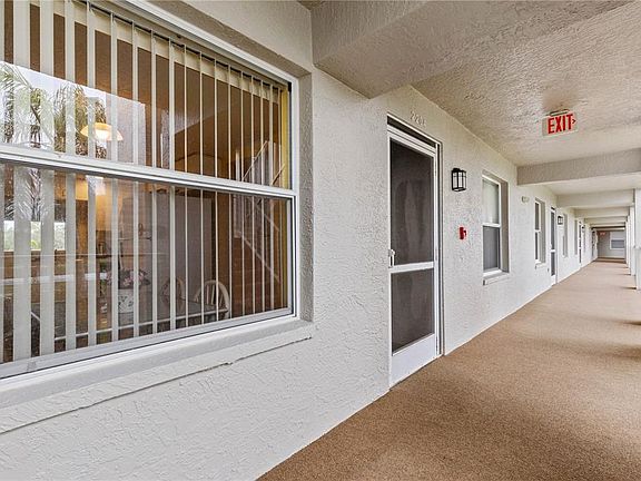 3rd image of 9320 Clubside Cir Unit 2204