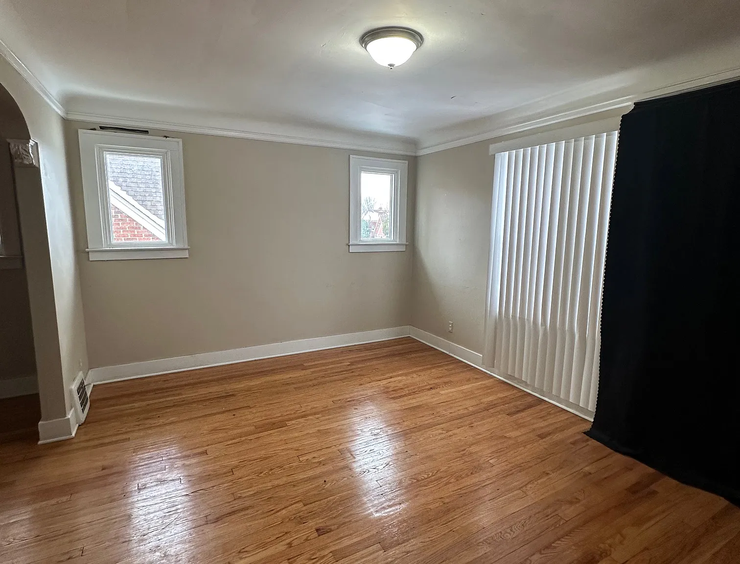 3 bed, 2000 sqft, $1,200 — Photo 4