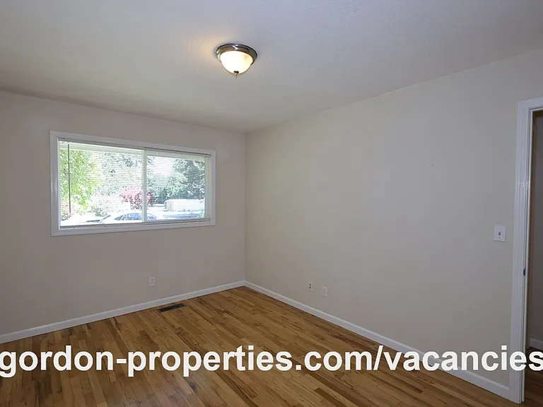 10851 SE Garrett Dr — Photo 19
