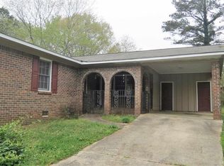 2912 Haddon Dr, Rex, GA 30273