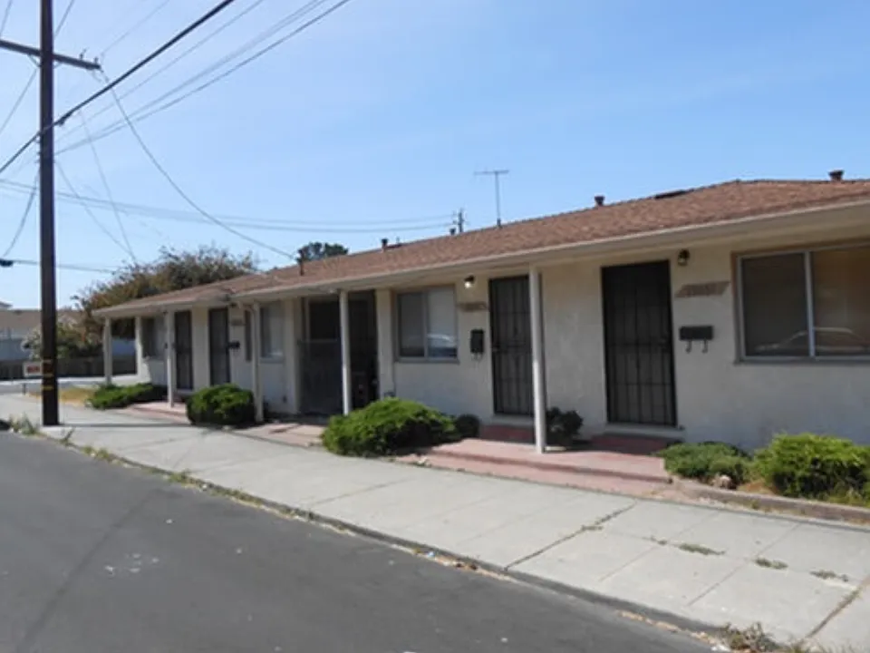 15051 Lark St