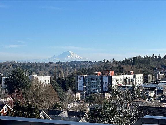 5th image of 4100 37th Avenue SW