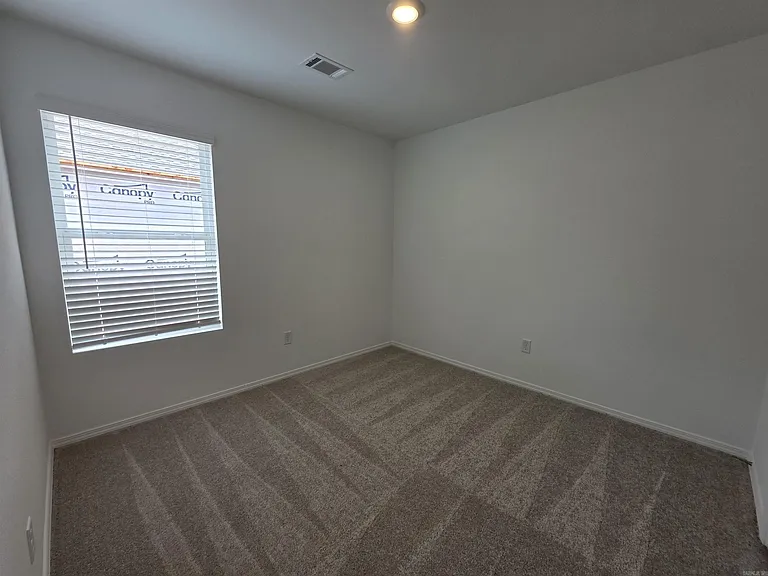 782 Gussy Ln — Photo 19