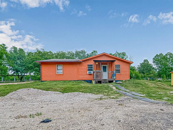 5th image of 1031 County Road 491