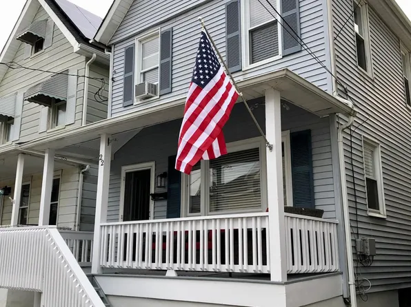22 Beach St, Sea Bright, NJ 07760