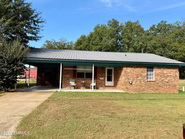 108 Alexander St, Philadelphia, MS 39350