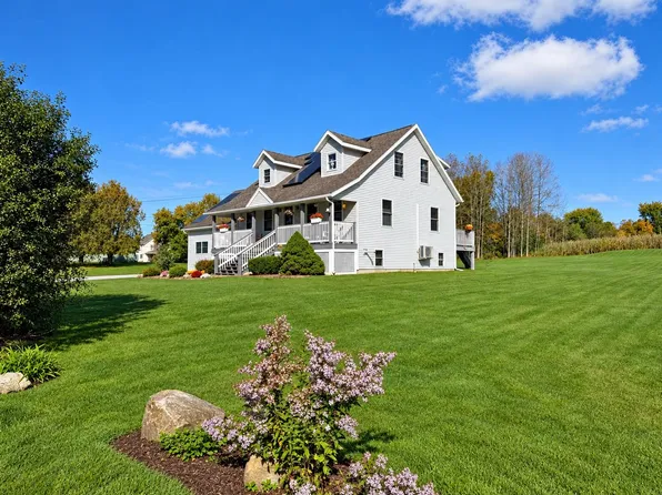 53 Countryside Drive, Rutland Town, VT 05701