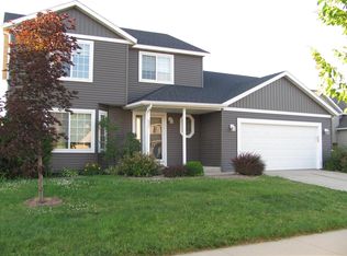 5277 51st St NW, Rochester, MN 55901