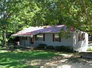 2nd image of 1297 Peckerwood Rd