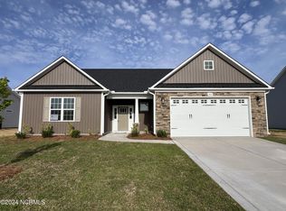 403 Winnsboro Rd, Raeford, NC 28376