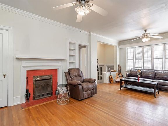 3rd image of 515 Glenwood Ave