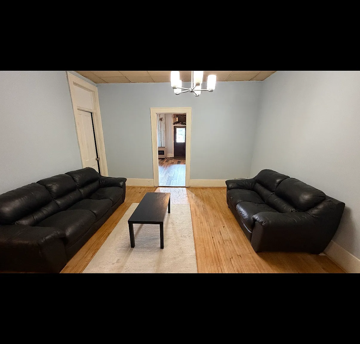 2 bed, 800 sqft, $800 — Photo 1