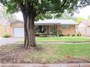 2030 S Edgemoor St, Wichita, KS 67218