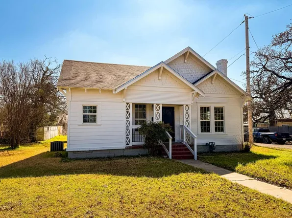 1602 Saunders St, Gatesville, TX 76528